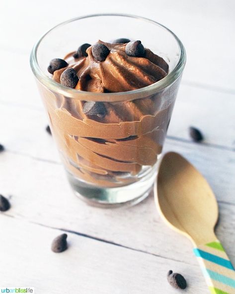 This mousse is creamy, fluffy, chocolate-y, and dairy-free and vegan! Dairy Free Chocolate Mousse, Dairy Free Deserts, Moose Recipes, Craving Chocolate, Dairy Free Recipes Dessert, Vegan Chocolate Mousse, Dairy Free Chocolate Chips, Single Serve Desserts, Chocolate Mousse Recipe