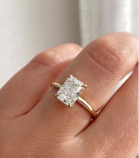 Rectangle Engagement Rings, Square Wedding Rings, Gold Band Engagement Rings, Gold Band Wedding Ring, Square Engagement Rings, Pretty Engagement Rings, Dream Wedding Ring, Radiant Cut Engagement Rings, Radiant Engagement Rings