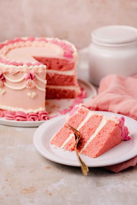 The Best Pink Velvet Cake - Flouring Kitchen Pink Party Cake, Pink Layer Cake, Pink Velvet Cake, Princess Party Cake, Pink Velvet Cakes, Velvet Cakes, Vintage Birthday Cakes, Pink Birthday Cakes, Cream Cheese Eggs