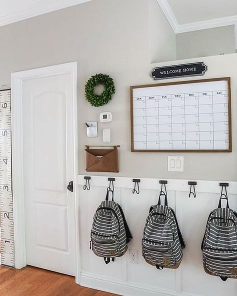 5 Family Command Center Ideas - Organized-ish by Lela Burris Home Command Center, Decor Eclectic, Drop Zone, Entryway Storage, Florida Living, Farmhouse Decoration, Decor Minimalist, French Provincial, Small Decor