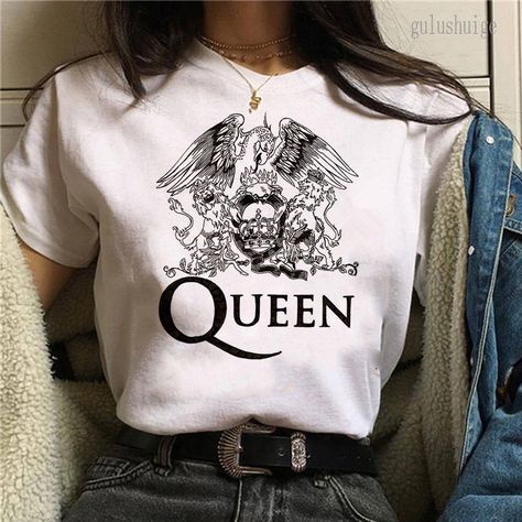 Queen Shirt Aesthetic, Queen Band T-shirt, Queen Shirts Band, Graphic Tees Rock Bands, Queen Tee Shirt Outfit, Queen Tee Shirt, Queen Tshirt Band, Queen Graphic Tee, Queen T Shirt Band