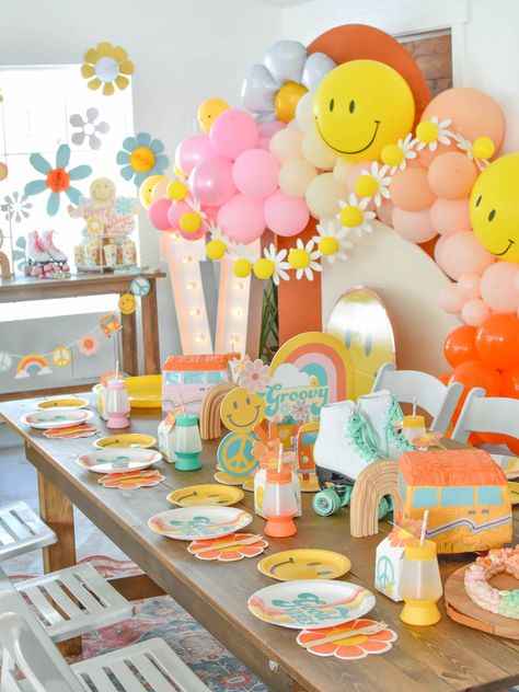 Groovy Themed Birthday Party | Fun365