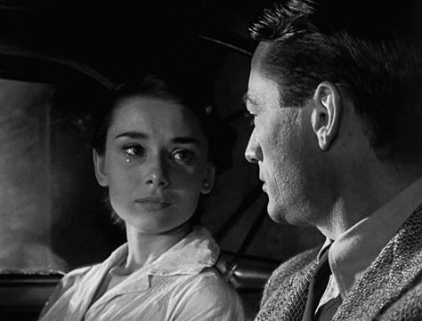 Old Movie Stills, Audrey Hepburn And Gregory Peck, Classic Hollywood Movies, Roman Holiday Aesthetic, Roman Holiday Audrey Hepburn, Roman Holiday Movie, Audrey Hepburn Roman Holiday, William Wyler, Hollywood Film