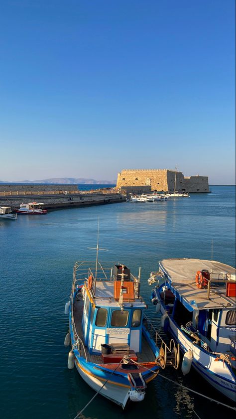 Heraklion Crete Greece Aesthetic, Crete Greece Aesthetic, Crete Aesthetic, Summer Aesthetic Greece, Heraklion Greece, Heraklion Crete Greece, Crete Heraklion, Aesthetic Greece, Greece Culture