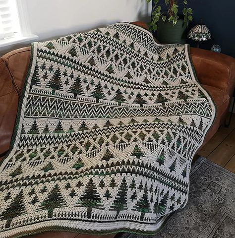 Sholach Christmas Trees Overlay Mosaic Crochet PATTERN ONLY | Etsy Folk Crochet, Big Blankets, Motifs Afghans, Woodland Squirrel, Squirrel Christmas, Crochet Throws, Crochet Queen, Mosaic Christmas, Crochet Christmas Trees Pattern