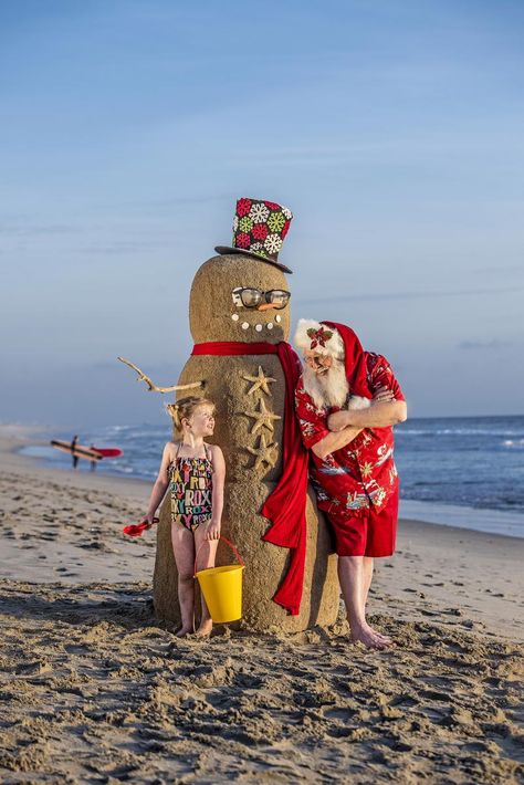 Celebrating Christmas at Huntington Beach, CA ~ Surf City USA Serenity Aesthetic, Seaside Christmas, Christmas In Australia, Christmas Beach, Florida Christmas, Toys For Tots, Beach Santa, Santa Pictures, Happy Merry Christmas