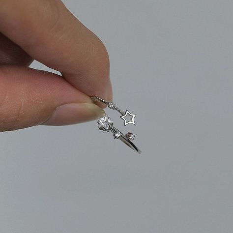 Silver Star Ring, Pretty Jewelry Necklaces, Jewelry Lookbook, Star Jewelry, Star Ring, Silver Style, Cz Ring, Girly Jewelry, Style Minimalist