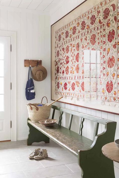 This idyllic Nantucket beach house was designed by Botticelli + Pohl along with Katie Martinez Design, located on a rugged stretch of coastline next to natural wetlands. Nantucket Beach House, Nantucket House, Beach House Interior, Wooden Bench, Style At Home, Architectural Digest, Beach House Decor, Home Staging, Nantucket