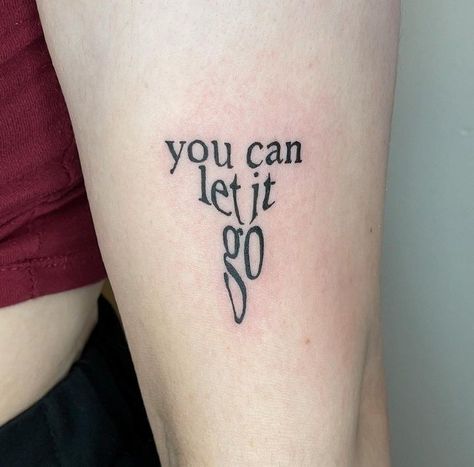 Melted Words Tattoo, Matilda Hs Tattoo, Melting Words Tattoo, Matilda Tattoo Harry Styles, Matilda Harry Styles Tattoo, Matilda By Harry Styles, Matilda Tattoo, Melting Tattoo, Harry Styles Inspired Tattoos