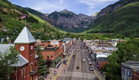 The Best Mountain Towns in America | The Discoverer Taos Ski Valley, Chattahoochee National Forest, Taos Pueblo, Glacier Lake, Alpine Village, Adventure Photos, Mountain Village, American Travel, Mountain Town