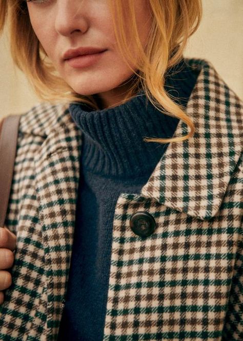 Clyde Coat - Taupe - Recycled wool - Sézane Tweed Style Woman, English Fashion Style, Sezane Aesthetic, Sezane Coat, Checkered Coat Outfit, Checked Coat Outfit, Sezane Sweater, Parisian Style Winter, Classic English Style