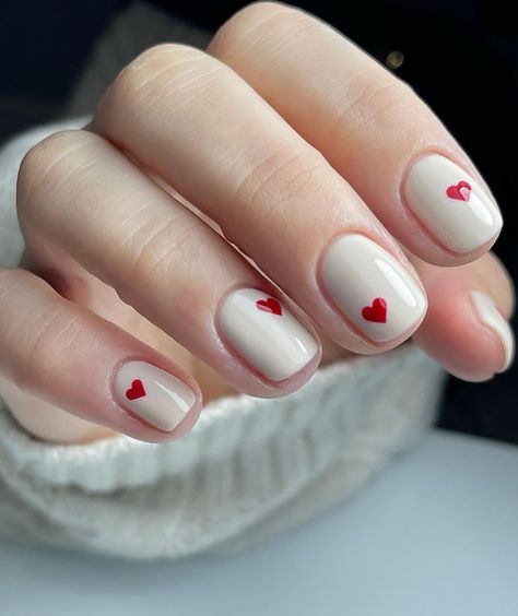 Gel Polish Nails, Red And White Nails, Hello Nails, Polish Nails, Subtle Nails, Gelish Nails, Simple Gel Nails, White Nail Art, Nails Set