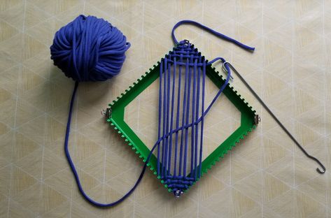 Weaving on the Potholder Loom – Yarns from the Lake Potholder Loom Patterns Free, Pot Holder Loom, Loop Weaving, Pot Holder Crafts, Looms For Sale, Loom Potholders, Crochet Loom, Ribbon Weaving, Loom Yarn