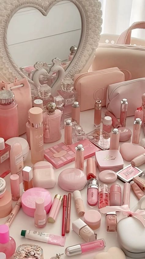 Koleksi Makeup, Makeup Beauty Room, Sephora Skin Care, Pink Cosmetics, Fancy Makeup, Pretty Skin Care, Pink Girly Things, Pink Makeup, Makeup Items