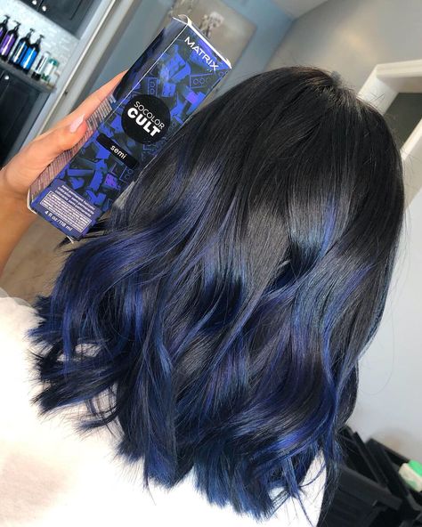 Shaped Haircut, Blue Hair Highlights, Color Streaks, Dark Blue Hair, Hair Color Underneath, Hair Color Streaks, Long Hairstyle, Hair Streaks, Dyed Hair Inspiration