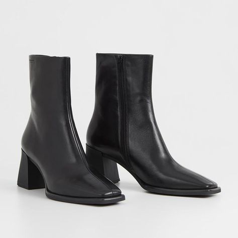 Black Boots Aesthetic, Black Square Toe Boots, Square Boots, Square Toe Boots, Black Leather Ankle Boots, Platform Ankle Boots, Clothes Ideas, Black Square, Clothing Ideas