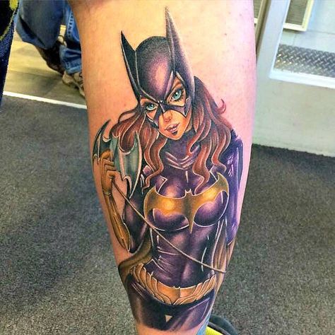 Batgirl ink Batgirl Tattoo, Hawaii Tattoos, Batman And Batgirl, Batman Tattoo, Geek Tattoo, Tik Tok Videos Funny, E Tattoo, Tik Tok Videos, Batgirl