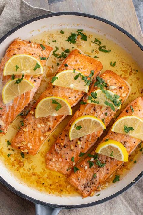 Salmon Recipes Pan, Fried Salmon Recipes, Salmon Recipe Pan, Seared Salmon Recipes, Salmon Recipes Pan Seared, Pan Fried Salmon, Seafood Recipe, Salmon Seasoning, Crusted Salmon