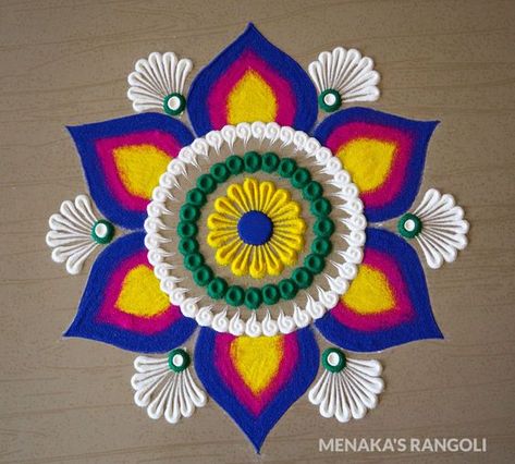 Vibrant Diwali Rangoli Designs That Will Leave You Spellbound Color Rangoli, Rangoli Designs For Competition, Easy Rangoli Designs Videos, Very Easy Rangoli Designs, Rangoli Designs Photos, Rangoli Designs Simple Diwali, Rangoli Simple, Easy Rangoli Designs Diwali, Rangoli Colours