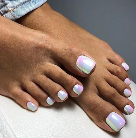 Trending Pedicure, Unique Nail Ideas, Pedicure Trends, Pedicure Designs Toenails, Yellow Nail Art, Pedicure Ideas, Pedicure Colors, Toe Nail Color, Pedicure Designs