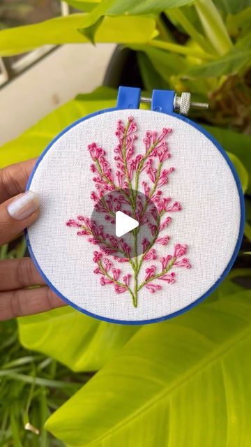 Pistil Stitch Embroidery Designs, Long French Knot Aari Designs, Long French Knot Embroidery Designs, How To Do Embroidery, Embroidery Simple Flowers, Hand Embroidery Flowers Pattern, Frock Embroidery Design, French Knot Embroidery Designs Ideas, Stem Stitch Embroidery Design