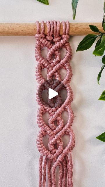 Paw Print Macrame, Macrame Adding Cords, 6 Cord Macrame Pattern, 6 Strand Macrame Pattern, 4 Cord Macrame Pattern, Macrame Knot Patterns, 8 Strand Macrame Pattern, Macrame Horseshoe Tutorial, Macrame Projects Ideas Diy Tutorial