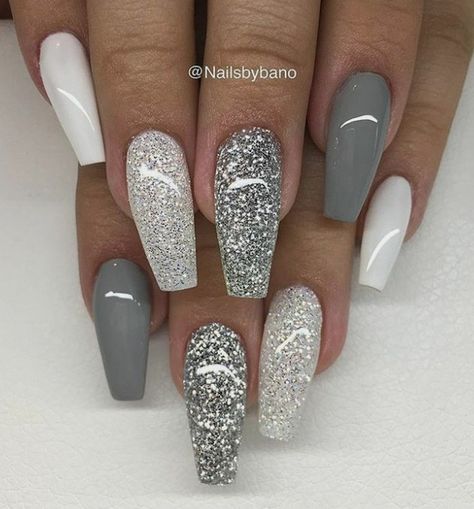 White Sparkly Nails, Grey Nails, Nails With Glitter, Sparkly Nails, Grey And White, Glitter, Nails, Grey, Silver