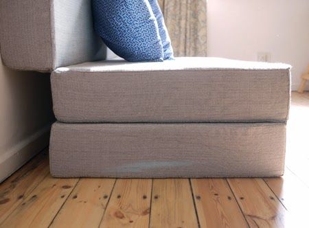 Foam Sofa Bed, Diy Mattress, Fold Out Couch, Diy Sofa Bed, Diy Cape, Diy Pallet Couch, Mattress Couch, Kids Couch, Fold Out Beds