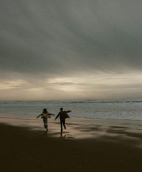 The Beach, Running