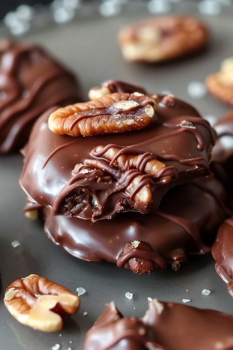 CHOCOLATE PECAN TURTLE CLUSTERS - Recipecs Slow Cooker Chocolate Caramel Clusters, Crockpot Chocolate Pecan Clusters, Crockpot Turtle Pecan Clusters, Turtle Recipes, Chocolate Pecan Turtle Clusters, Pecan Turtle Clusters, Pecan Turtles Recipe, Cream Cheese Stuffed Chicken Breast, Turtle Clusters