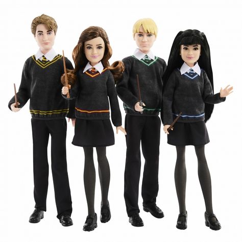 Harry Potter Mattel Hogwarts House 4-Pack doll set: Cedric Diggory, Hermione Granger, Draco Malfoy, and Cho Chang - YouLoveIt.com Hermione Granger Draco Malfoy, Draco Malfoy Hermione Granger, Harry Potter Toys, Harry Potter Dolls, Potter House, Harry Potter Hogwarts Houses, Harry Potter House, Cho Chang, Best Gowns