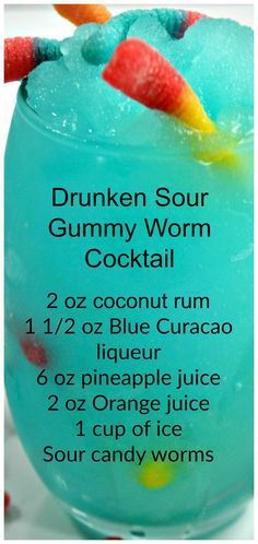 Gummy Drink, Gummy Worm Cocktail, Hugo Cocktail, Sour Gummy Worms, Easy Alcoholic Drinks, Gummy Worm, Alcholic Drinks, Cocktail Drinks Alcoholic, Sports Drinks