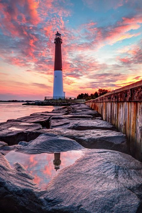 Barnegat Lighthouse, Old Barney, New Jersey Barnegat Lighthouse, Lighthouse Pictures, Long Beach Island, Beautiful Lighthouse, Light House, Beautiful Places To Visit, Most Beautiful Places, Sunrise Sunset, Beautiful World