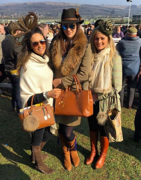 Cheltenham Races Outfits, Horse Race Outfit, Horse Racing Fashion, Cheltenham Races, Race Day Fashion, Race Outfit, Cheltenham Festival, Fairfax And Favor, Dresses For The Races