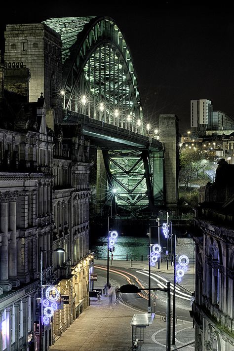 Quayside, Newcastle upon Tyne, England (by Tim Saxon) Newcastle Quayside, Tyne Bridge, Newcastle Gateshead, Newcastle England, City At Night, United Kingdom Travel, North East England, Northern England, Tyne And Wear