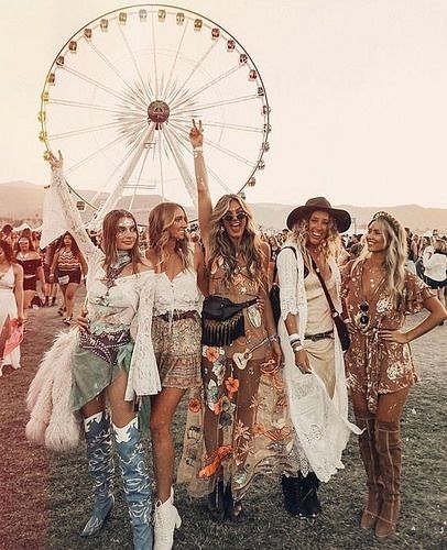 It’s festival season and you know what that means -- time to bring out that boho festival outfit you’ve had in your closet for months waiting for right now. This is a collection of the best boho festival outfit ideas -- both summer festival fashion boho and fall festival outfit ideas -- so you can own the festival chic style at any festival. Whether it is Coachella fashion boho or hippie festival fashion at your local event, this board will give you the best boho festival fashion ideas. Wonderfruit Festival Outfit, Boho Coachella Outfits, Coachella Outfit Boho, Mode Coachella, Geek Outfit, Coachella 2020, Cochella Outfits, Style Hippie Chic, Women Standing