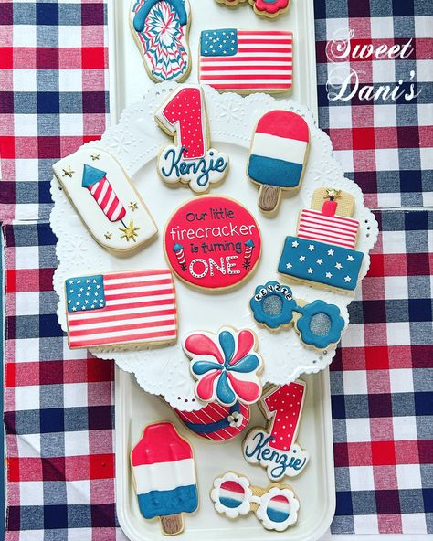 Fourth Of July Birthday Party Ideas, July 4th Birthday Party Ideas, July Birthday Themes Party Ideas, Patriotic 1st Birthday, Labor Day Birthday Party, Red White Blue First Birthday, 4th Of July Birthday Party Ideas, First Birthday Fourth Of July Theme, Our Firecracker Is Turning One