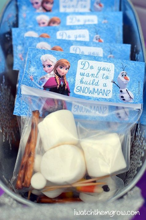 Frozen Build A Snowman, Frozen 3rd Birthday, Elsa Birthday Party, Frozen Bday Party, Disney Frozen Birthday Party, Frozen Themed Birthday Party, Disney Frozen Birthday, Elsa Birthday, Frozen Theme Party