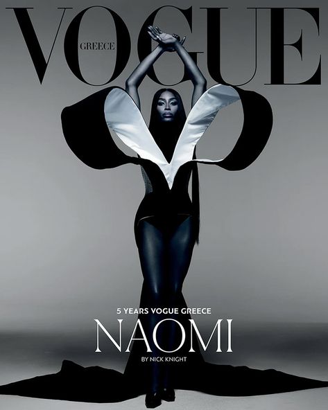 Street Style Magazine, Nick Knight, Vogue Magazine Covers, Fashion Model Photography, Fashion Magazine Cover, Vogue Us, Magazine Editorial, Fashion Cover, Standing Poses