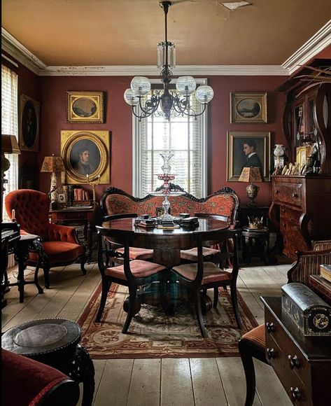 Late Victorian House Interior, 1890s Living Room, 1890s Interior Design, Victorian Era Decor, Parlor Room Ideas Victorian Interiors, 1900 Living Room, Victorian Eclectic Decor, Victorian Interiors Living Room, Country Victorian Decor