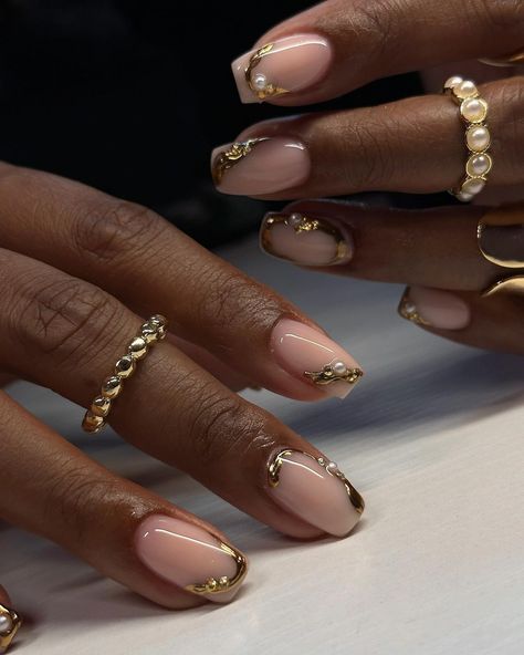 Edith✨️ | GEL-X EDUCATOR | TRAININGS | Brea, CA 📍 (@chibimoon.nails) • Instagram photos and videos Nails Art For Bride, Short Nails For Darker Skin Tone, Gold Nail Art Designs Classy, Dark Skin Nails Ideas, Nail Art For Dark Skin Tone, Nails For Dark Skin Tone, Ongles Nail Art, Birthdays Nails, Nail Inspo 2024