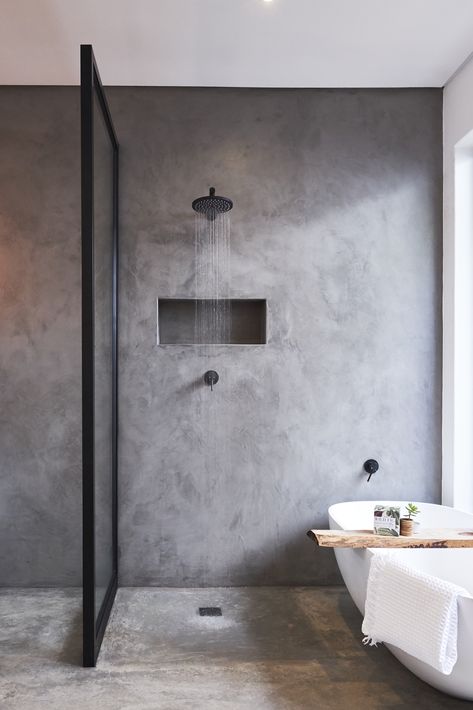 Makeover Kamar Mandi, New Bathroom Designs, Concrete Bathroom, Concrete Walls, Bad Inspiration, Bathroom Top, Bad Design, En Suite Bathroom, Bathroom Renos