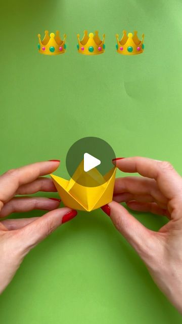 Origami Crown Easy, Origami Crown Step By Step, How To Make A Hat Out Of Paper, Oragami Ideas Cute Easy For Kids, Diy Crown Paper, How To Make A Paper Crown, Paper Crowns For Kids, Paper Crown Tutorial, Paper Crown Diy