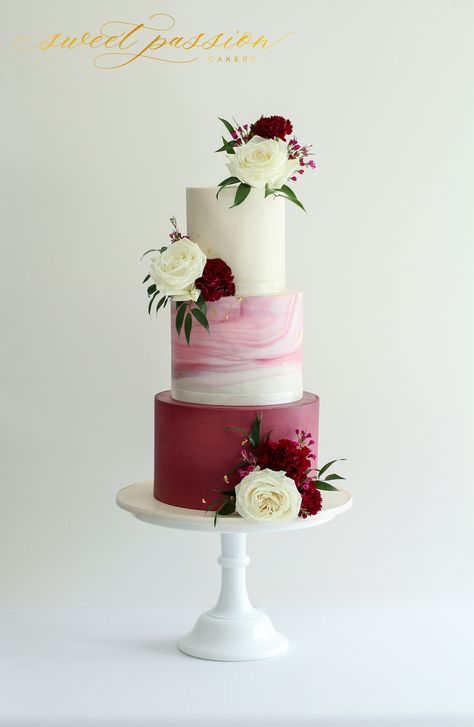 Burgundy Marble Wedding Cake – Sweet Passion Cakery Maroon Wedding Cake Design, 2 Tier Wedding Cake Burgundy Flowers, Wedding Cake Designs Maroon, Wine Color Wedding Cake, Burgundy Gold Wedding Cake, Wedding Cake Maroon, Burgundy Cakes, Maroon Wedding Cake, Maroon Cake