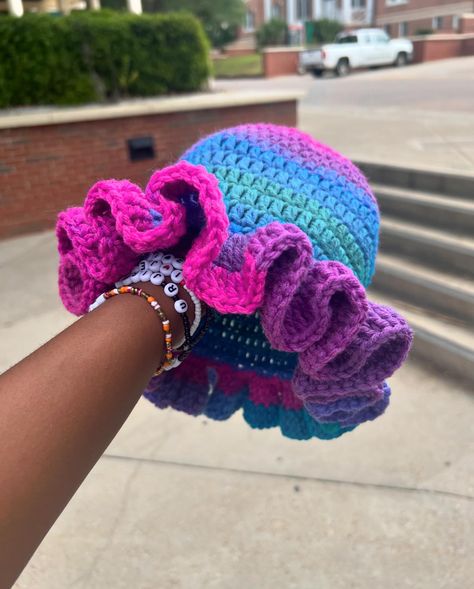 These hats are just too perfect! 😍 Come out to FAMU’s Set Friday to get yourself a Kendall Tai Design, just in time for the warm weather ☀️ It’s my last one of the semester! Can’t make it? Message me to place an order! 😊 Bucket hats are $35, ruffle hats are $45, and hats in the bin start at $15. Follow @kendalltaidesign for more. #crochet #crochetersofinstagram #crochetbuckethat #crochetrufflehat #crochetbeanie #crochetmarket #setfriday #famu #tallahassee Ruffle Hat Crochet, Crotchet Pieces, Crochet Beanie Ideas, African Print Skirt Ankara Styles, Crotchet Hat, Bob Crochet, Crochet Ruffle Hat, Ruffle Hat, Crochet Socks Pattern