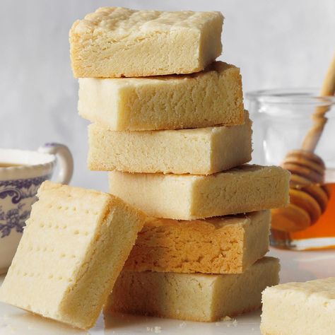 Grandma’s Scottish Shortbread Scottish Shortbread Recipe, Secret Cookie Recipe, Best Shortbread, Scottish Shortbread, Shortbread Recipe, Shortbread Bars, Desserts Vegan, Shortbread Recipes, Grandmas Recipes