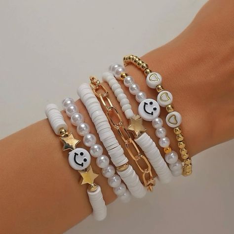 Super Cute Bracelet Set. Brand New Jewelry Group Boards, Cute Bracelets To Make For Your Boyfriend, Homage Bracelets, Gymnastics Bracelets, Trendy Bracelets 2024, Gold Clay Bead Bracelet, Preppy Thread Bracelets, Themed Clay Bead Bracelets, Sweet 16 Bracelets