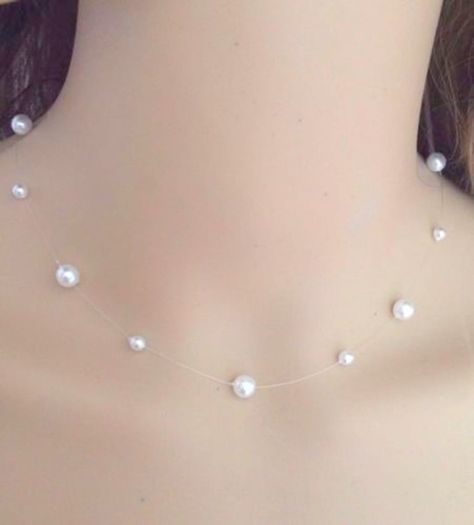 How to Make a Floating Pearl Necklace: Super Easy DIY Fashion Choker Project | HubPages Pearl Choker Diy, Pearl Necklace Diy, Pearl Necklace Tutorial, Choker Diy, Diy Choker Necklace, Easy Diy Fashion, Diy Pearl Necklace, Floating Pearl Necklace, Diy Choker