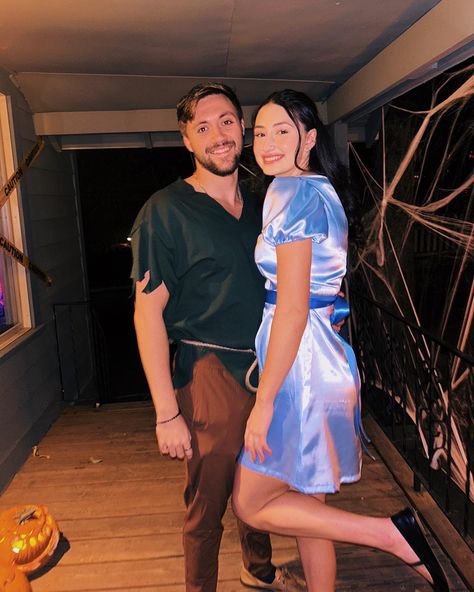 Wendy And Peter Pan Costume, Peter Pan And Wendy Costume, Wendy Darling Costume, Wendy Costume, Peter Pan And Wendy, Peter Pan Costume, Couples Halloween Costume, Wendy Darling, Peter And Wendy