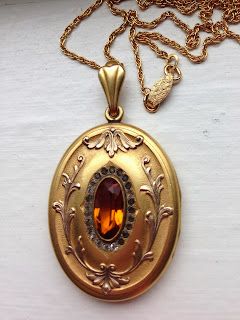 MemoryStation: Large Antique Edwardian Gold Filled Oval Locket with Repousse Design and Paste Stones, W&H Locket, Wedding Locket Necklace Large Locket Necklace, Old Locket Aesthetic, Prop Reference, Wedding Locket, Locket Vintage, Large Locket, Accessorize Jewellery, Vintage Locket, Gold Locket Necklace